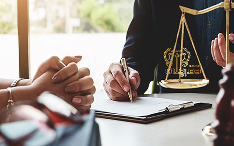 هزینه طلاق توافقی- با وکیل بدون وکیل